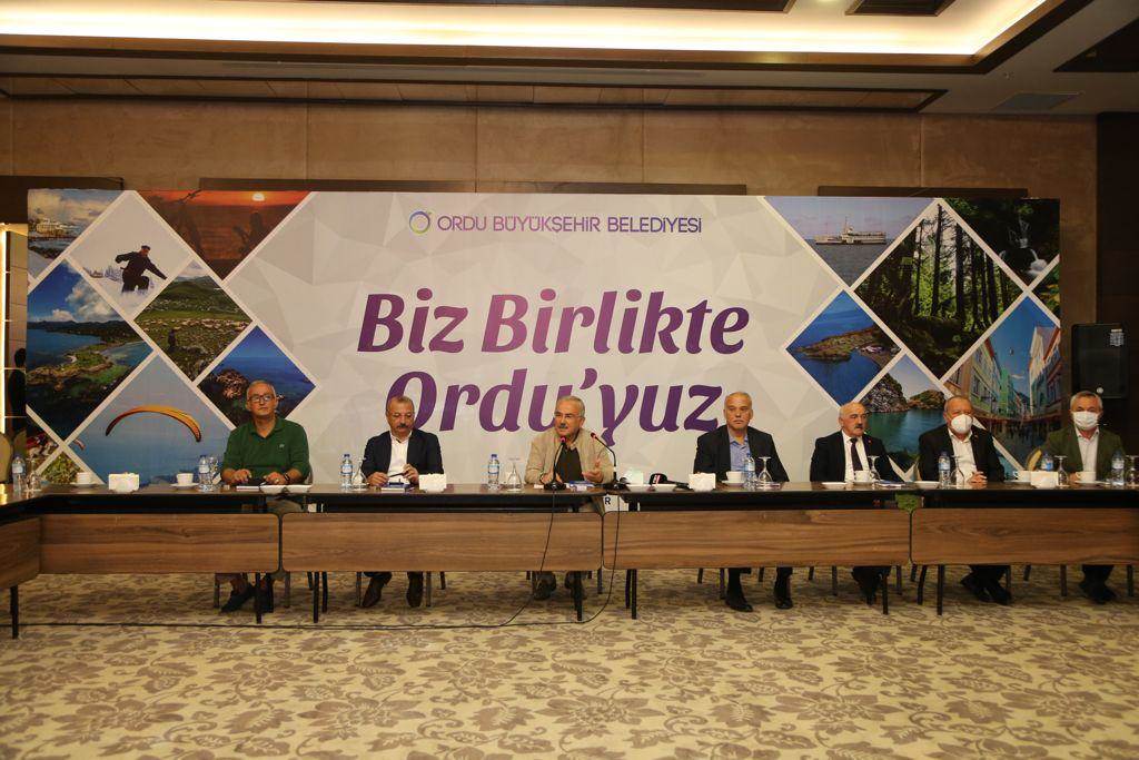 BAŞKAN GÜLER, ORDU BASINI İLE BİR ARAYA GELDİ